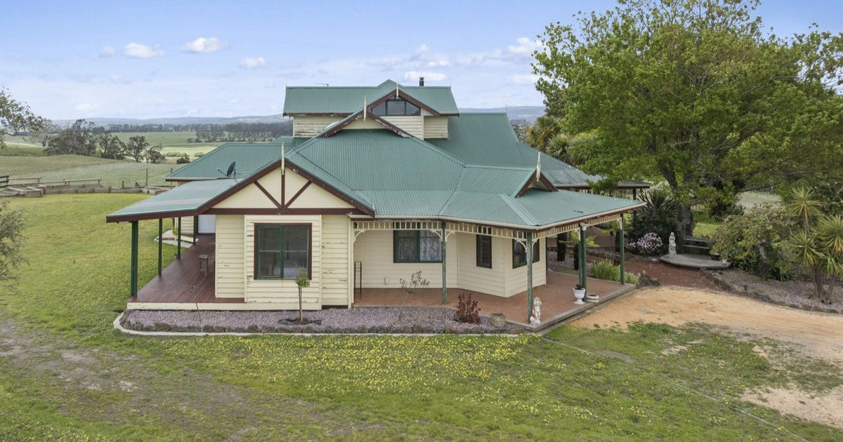 Otway acreage retreat