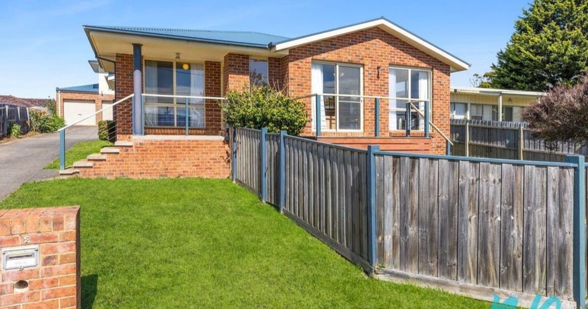 St Leonards townhouse