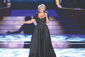 Melinda Schneider tour