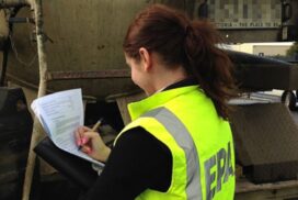 Geelong builders fined