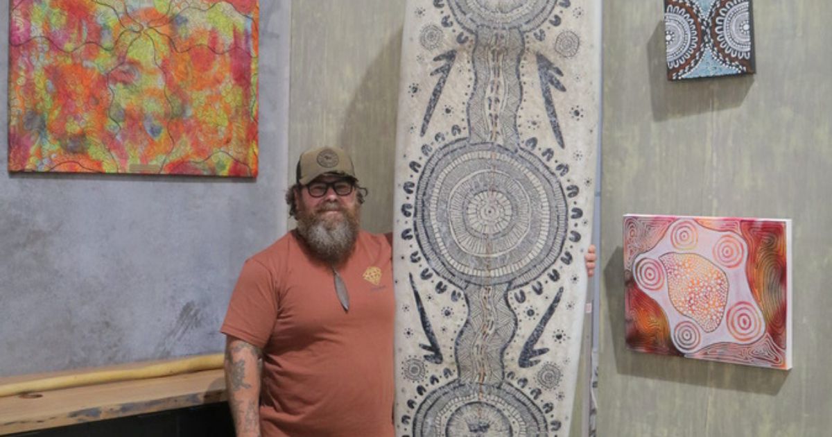 Indigenous surfing art