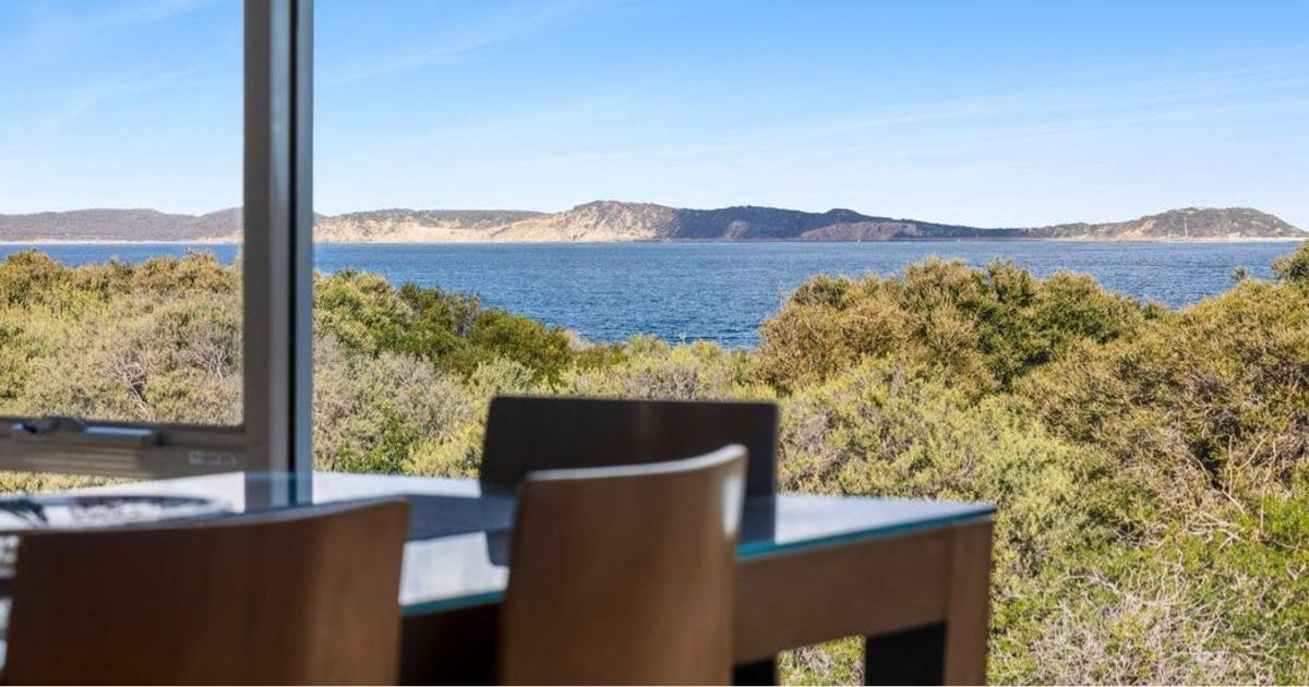 Queenscliff Waterfront Home