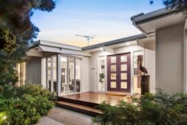 Point Lonsdale home