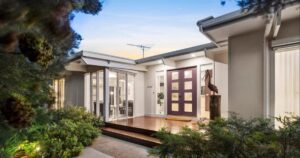 Point Lonsdale home