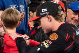 Ollie Peake Renegades contract