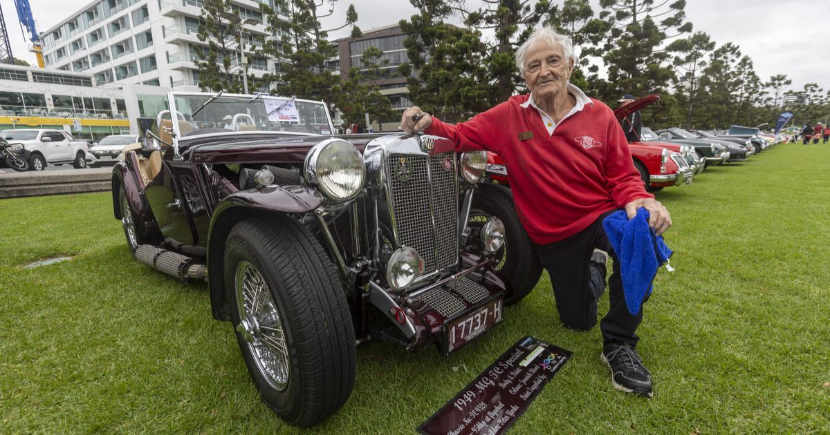 Vintage MG car display