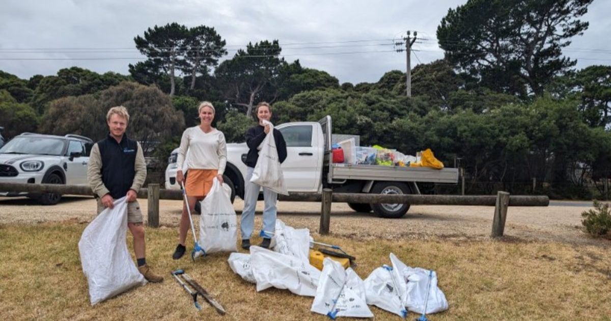 Great Ocean Road cleanup event