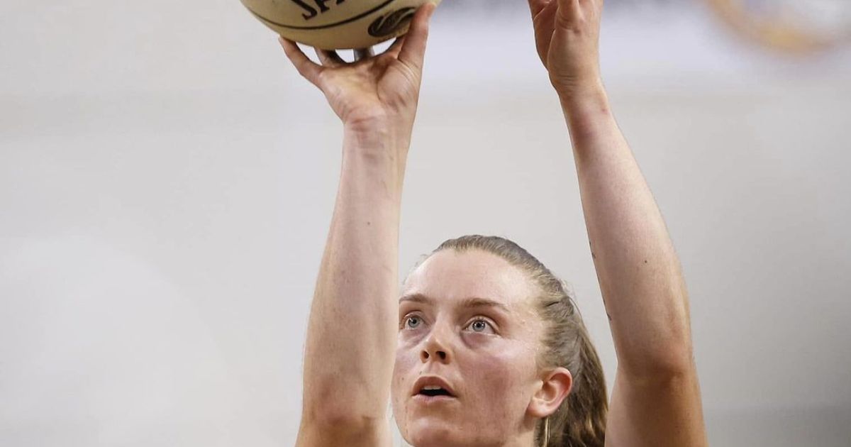 Abbey Wehrung re-signs
