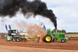 Elmore Tractor Pull