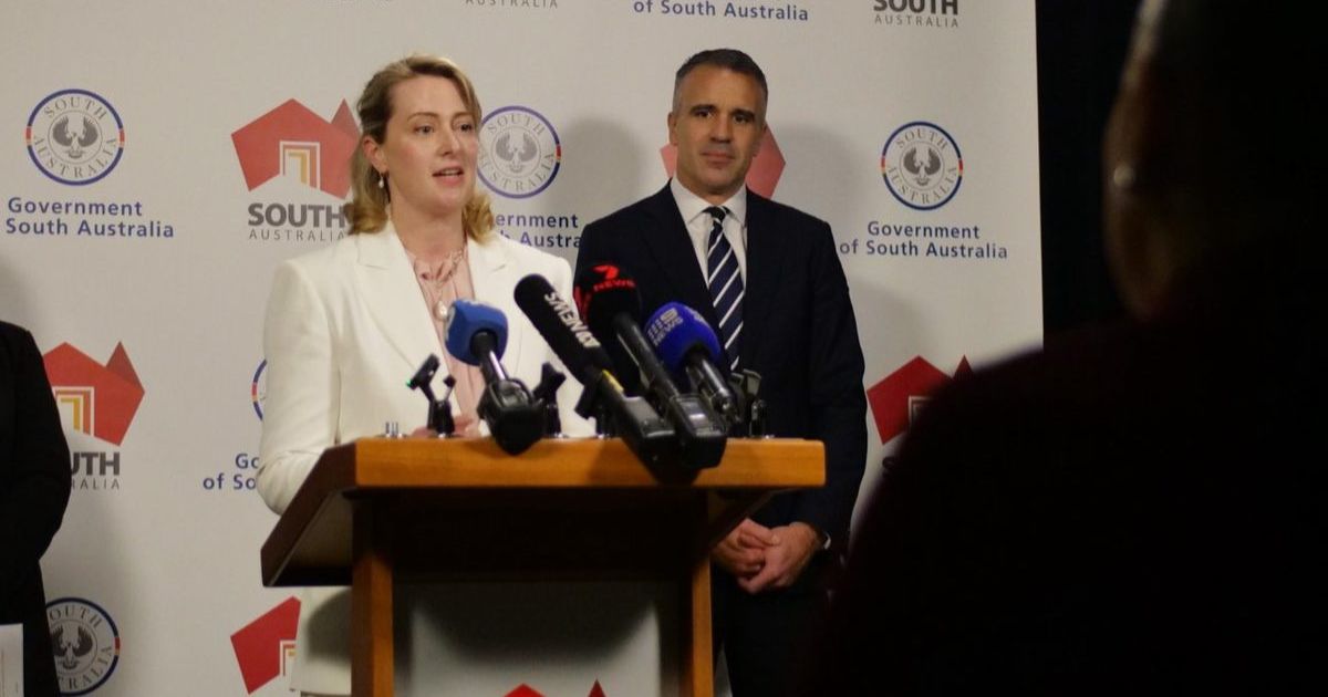Lucy Hood Minister