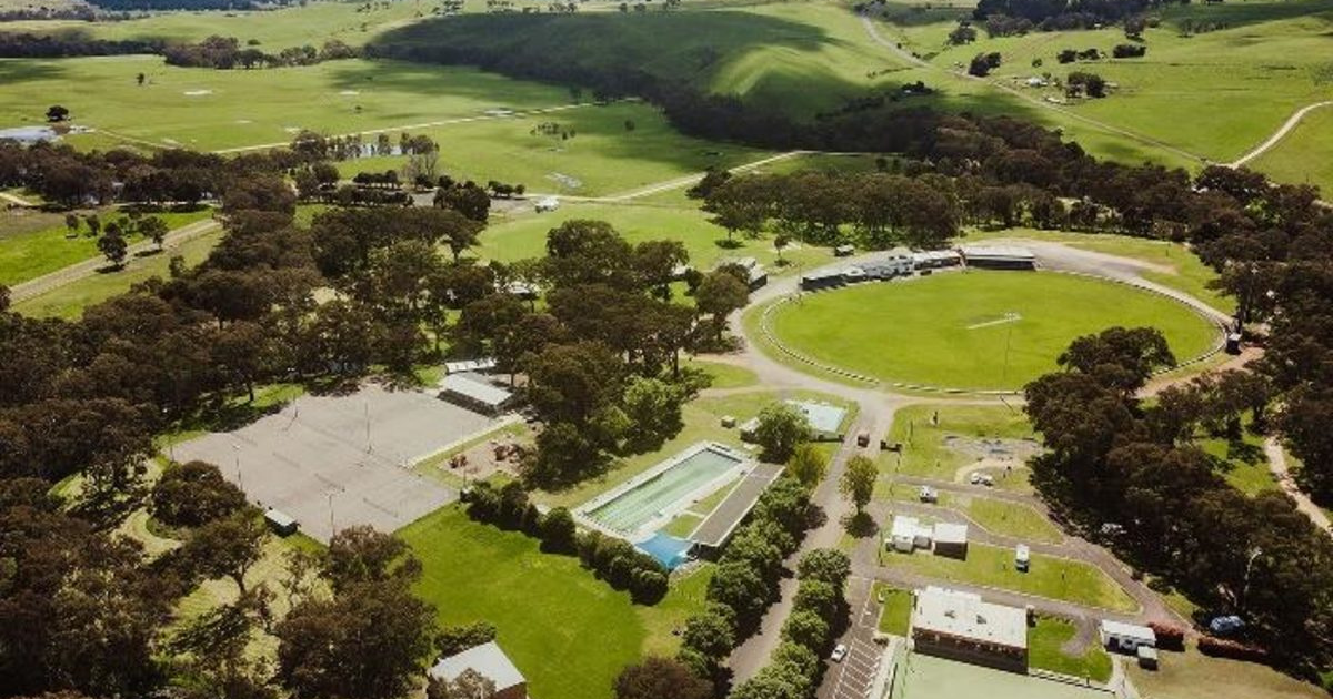 Island Park Casterton