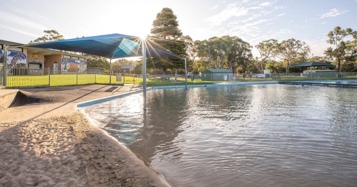 Naracoorte Swimming Lake