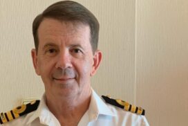 submarine commander lunch