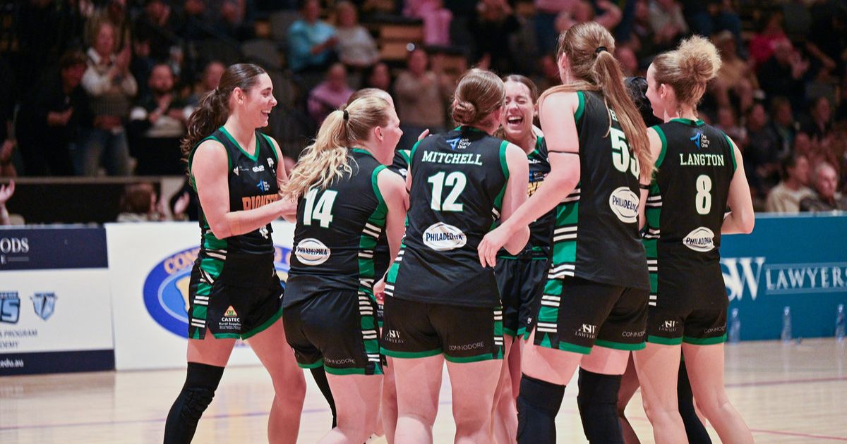 Mount Gambier Pioneers victory