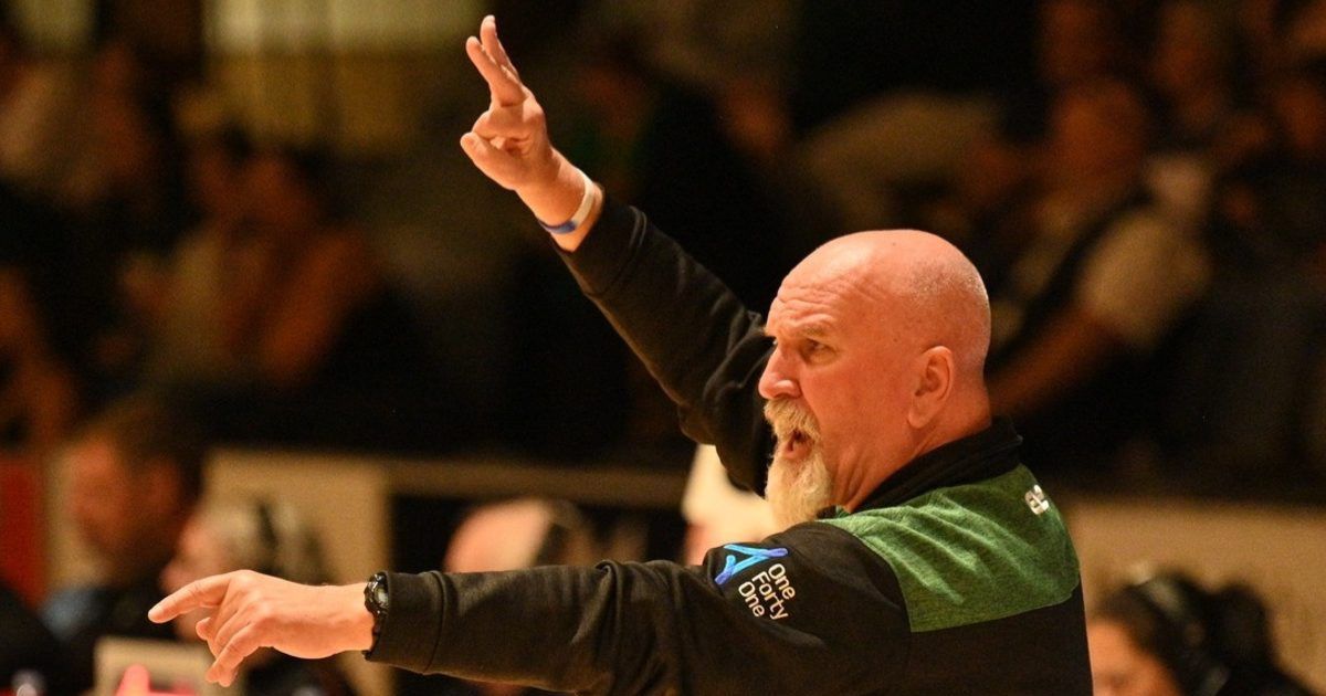 Pioneers home court losses