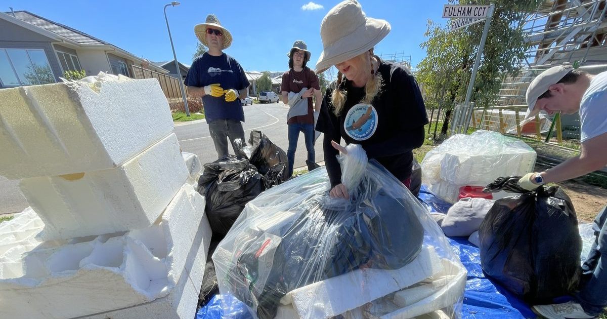 Platypus construction waste