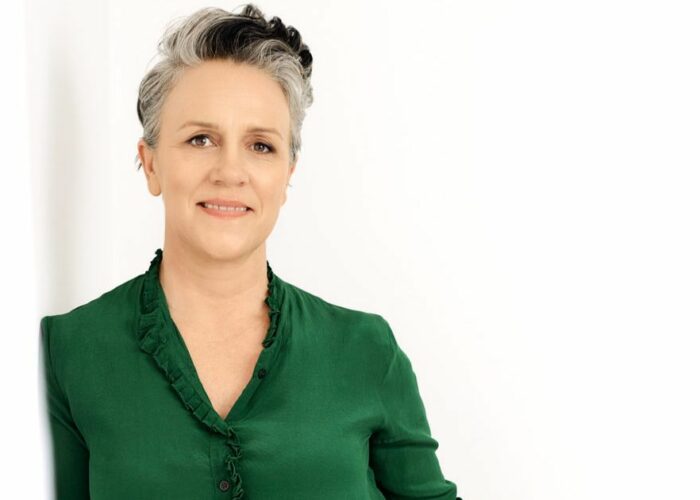 Sarah Armstrong books