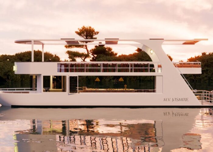 Brunswick Heads floating bar and restaurant