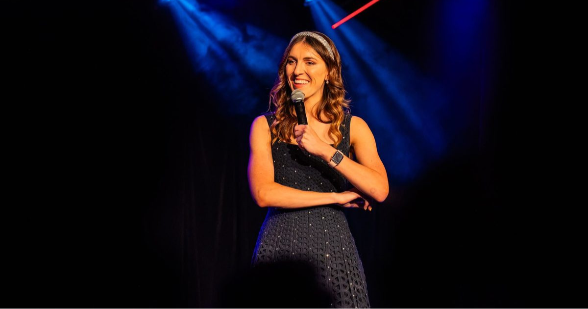 Melanie Bracewell tour