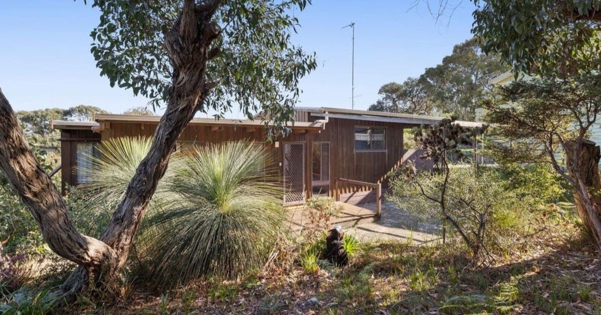 Moggs Creek beach house