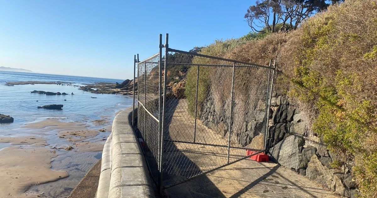 Point Lonsdale seawall repairs