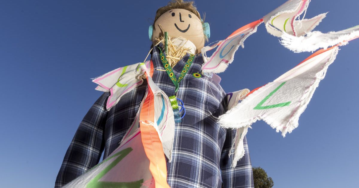 Flying Brick Scarecrow