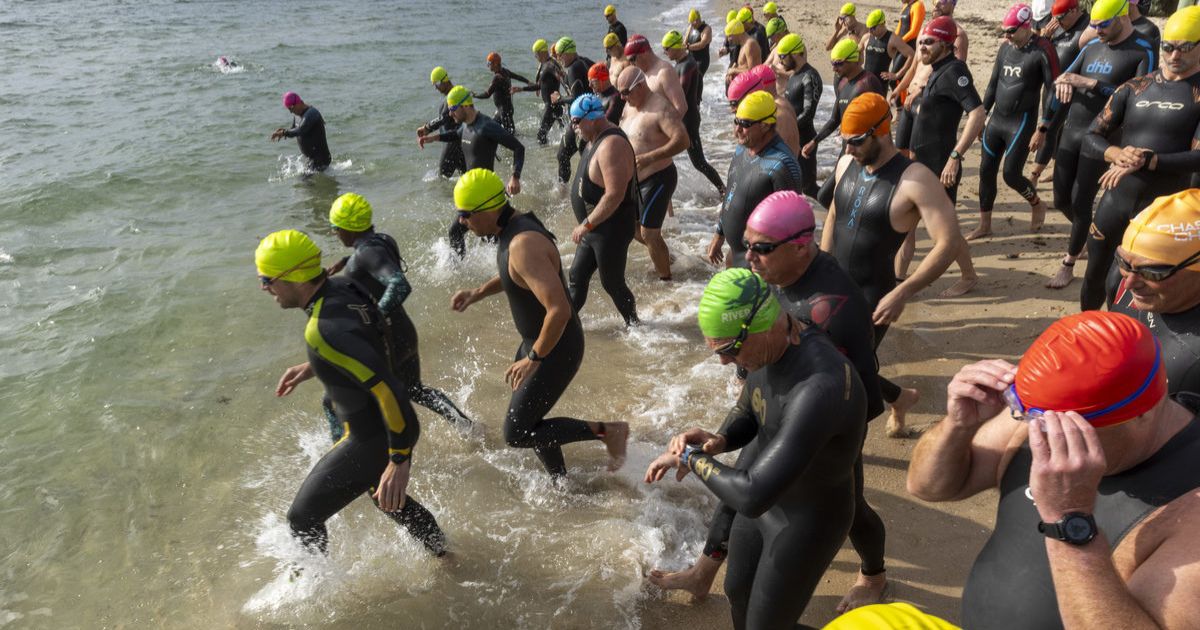 Wreck2Reef Swim