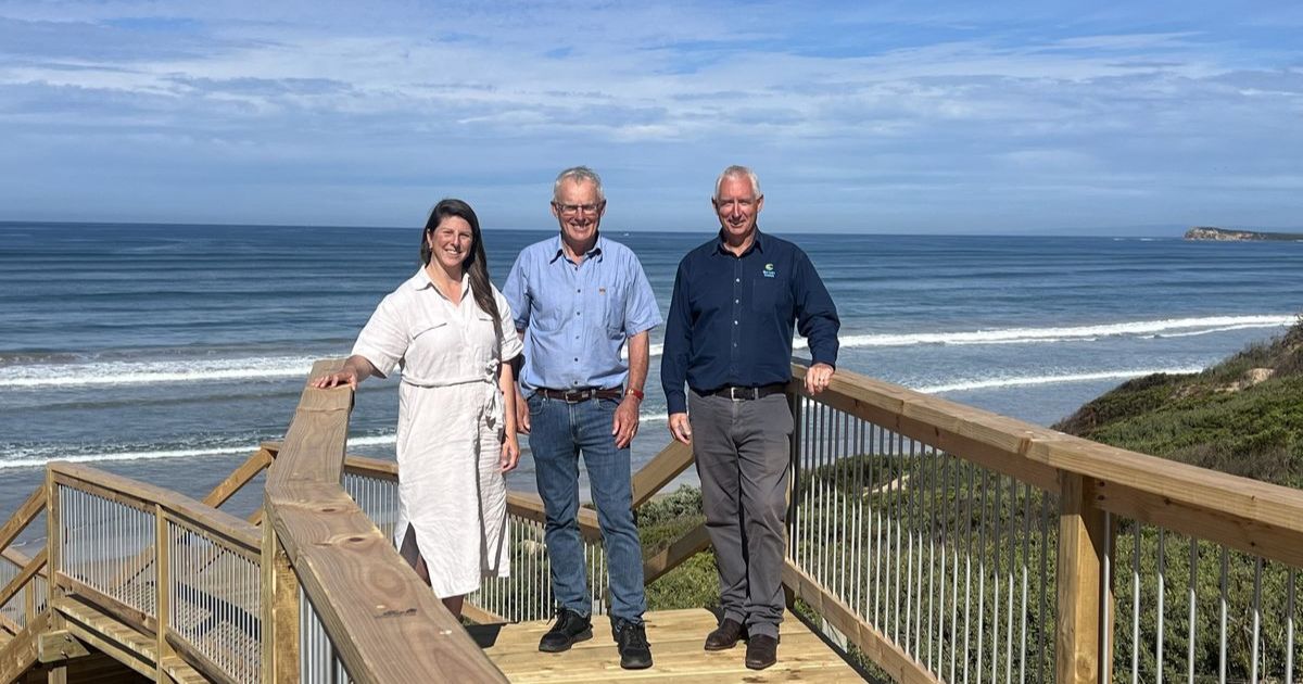 Collendina Beach stairs upgrade