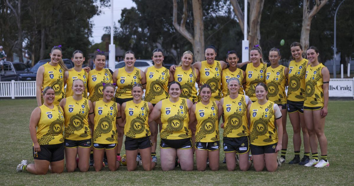 Torquay Indigenous guernsey