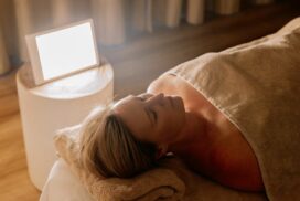 Light therapy treatment