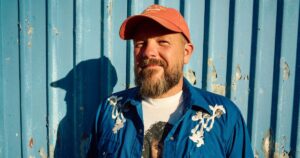 Tom Busby solo tour