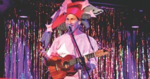 Salmonhead entertainer