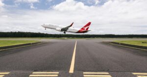 Qantas Ballina flights