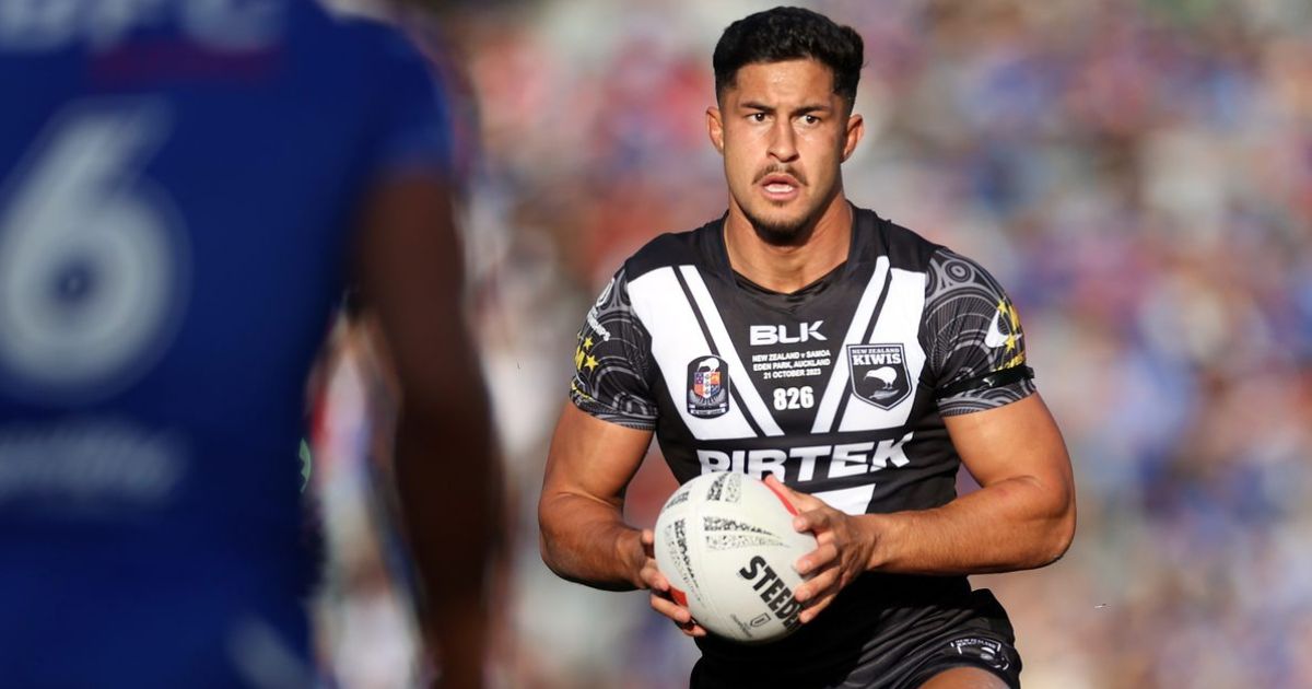 Dylan Brown Knights