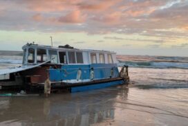 Kingscliff houseboat wreck