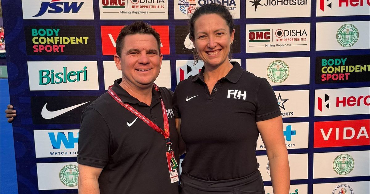 Ballina hockey umpire