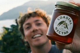 Beekeeper Tom Coastal Nectar