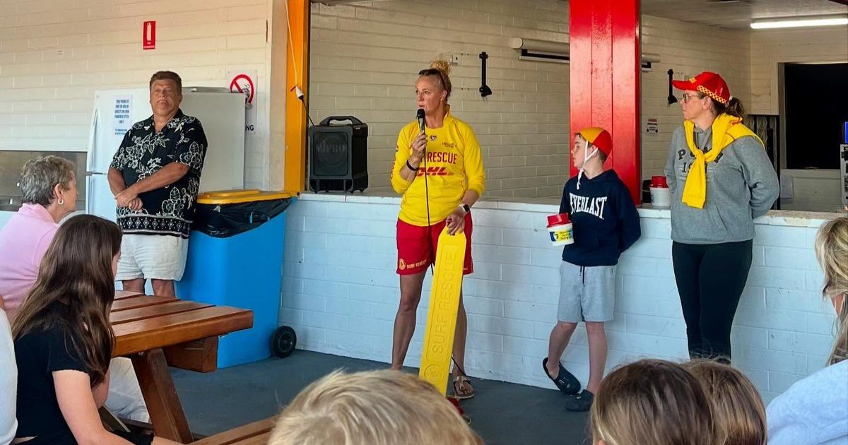 Geelong lifesavers award