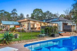 Wallington acreage