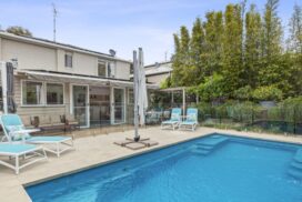 Torquay flexible family home