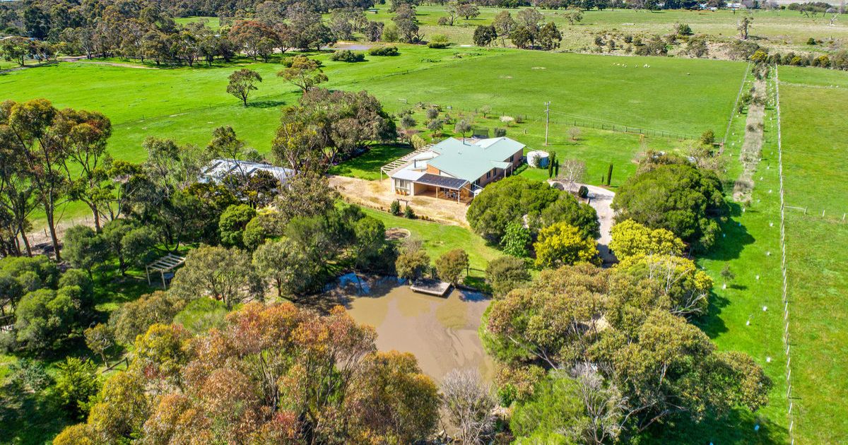 535 Pettavel Road Freshwater Creek