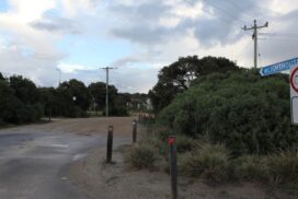 Aireys Inlet lighthouse buses