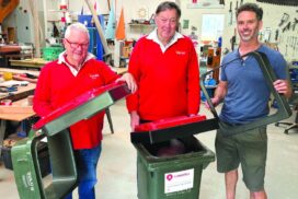 Lorne cockatoo bin aprons