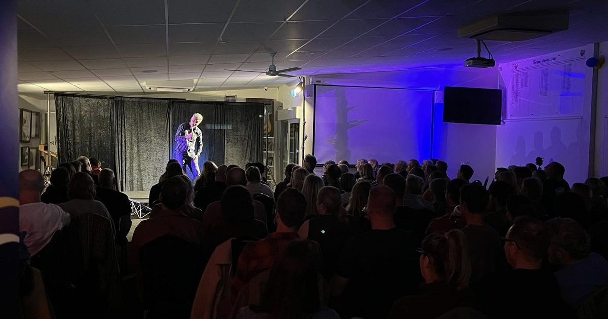Torquay Bowls Club entertainment