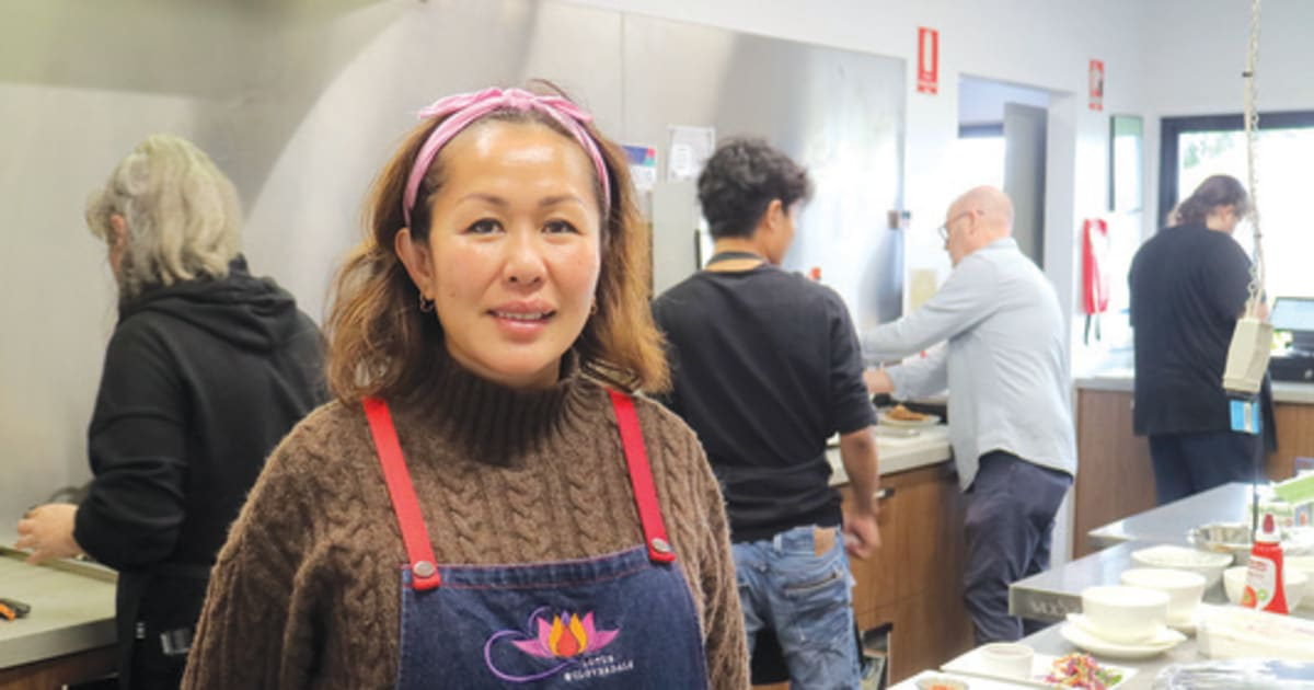 cafe serving meals