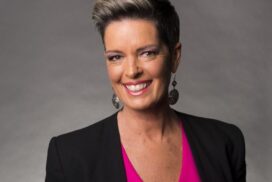 Tracey Lee Holmes