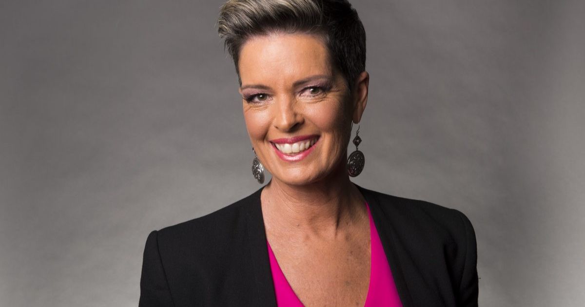 Tracey Lee Holmes