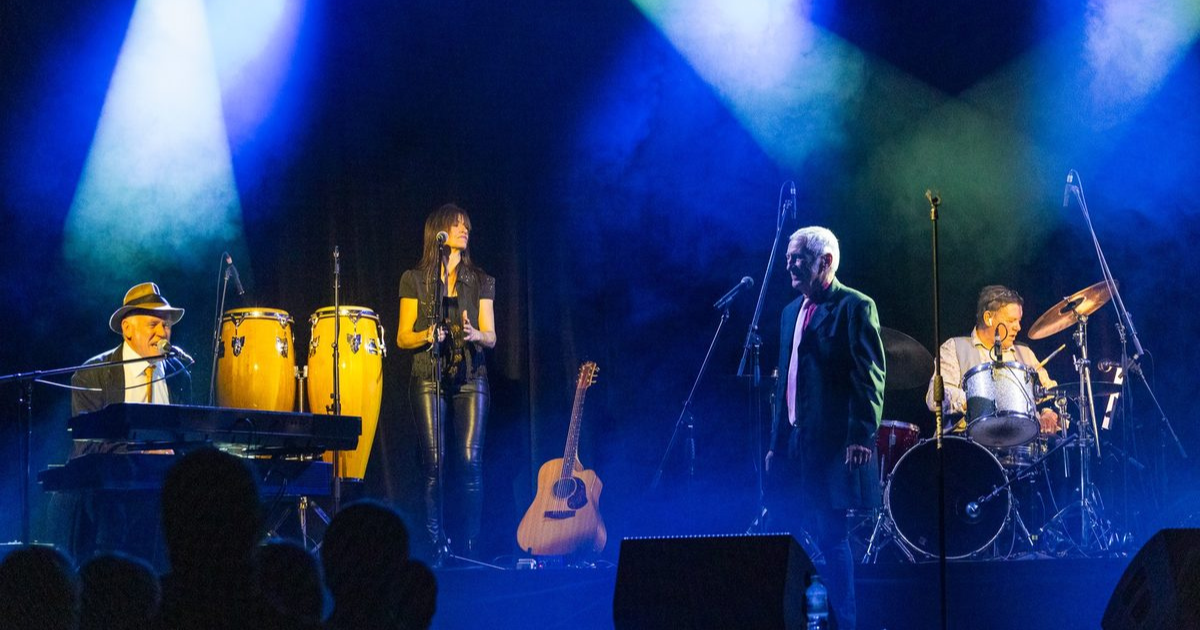 British pop concert