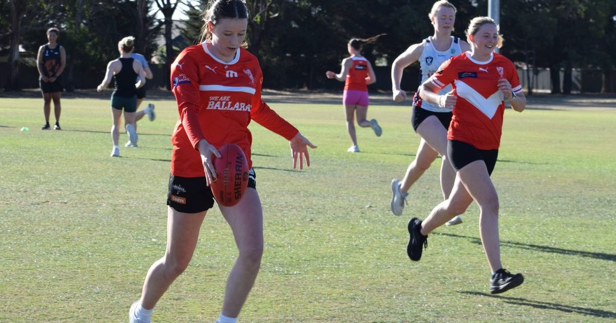Rebels under-18 girls squad
