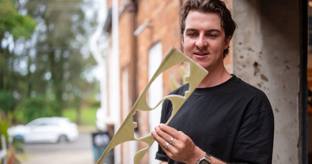 Recycled turbine surfboard fins